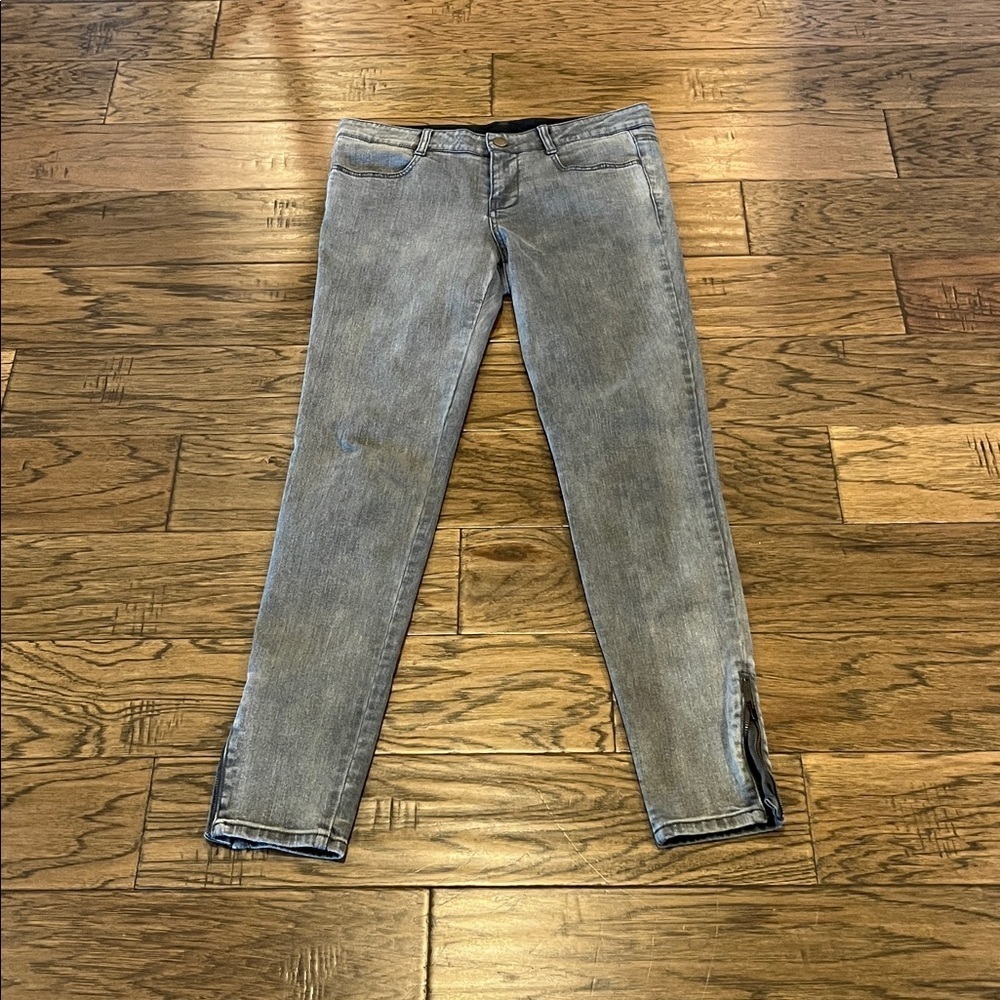 Stella McCartney Skinny Mid Rise Ankle Zip Size 29